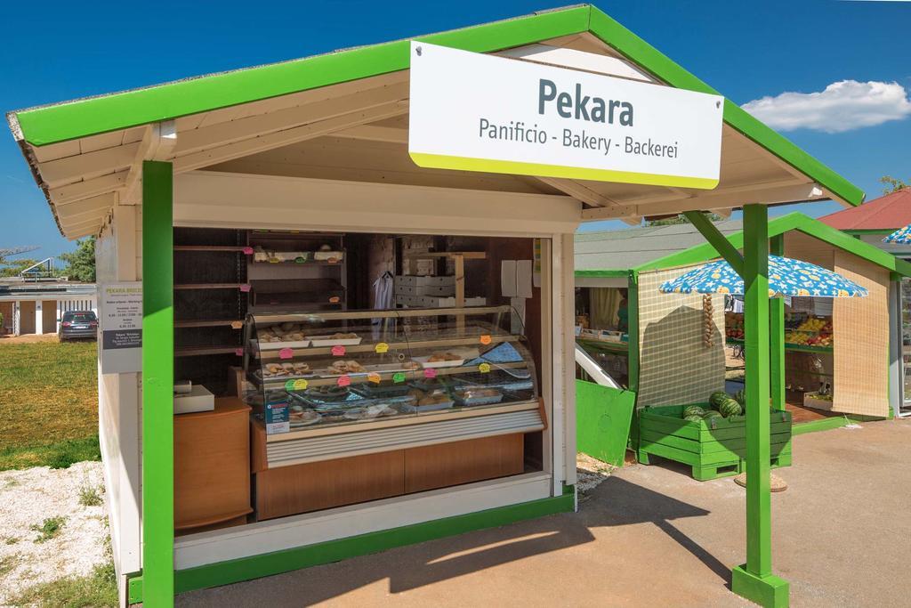 Happy Camp Mobile Homes In Camping Park Umag Karigador Bagian luar foto
